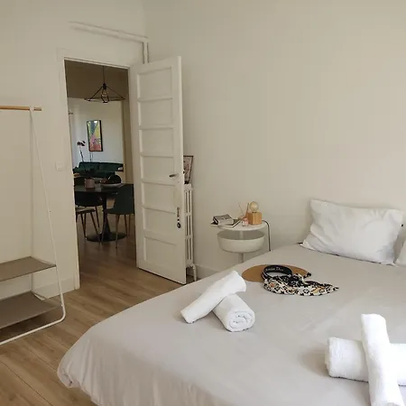 2 Bedroom In The Center * Aix-en-Provence
