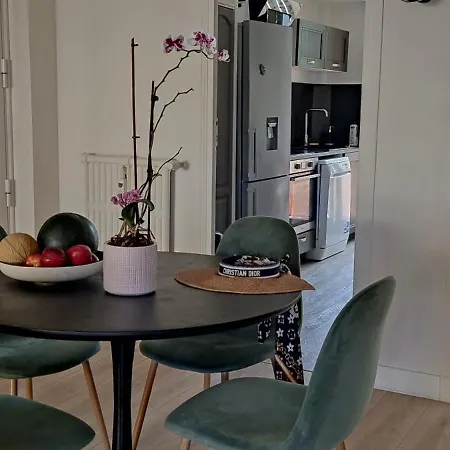 2 Bedroom In The Center Aix-en-Provence